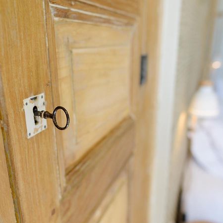 Aux Couleurs De Neuvy Hotell Eksteriør bilde