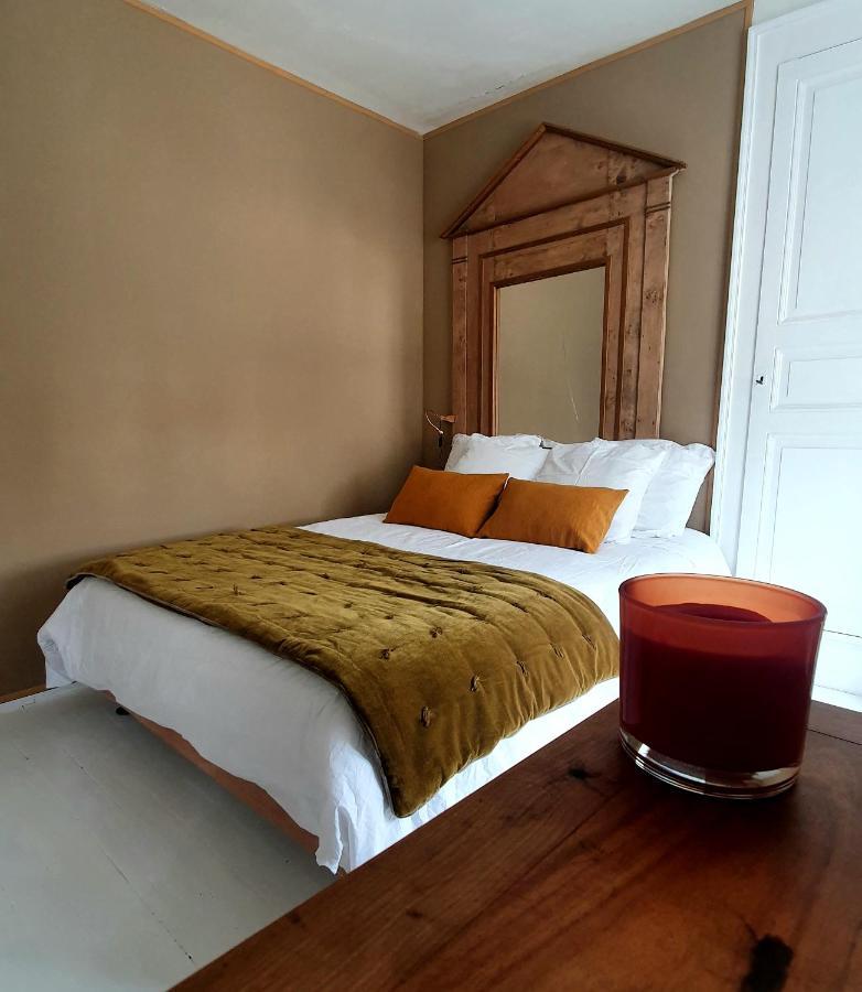 Aux Couleurs De Neuvy Hotell Eksteriør bilde