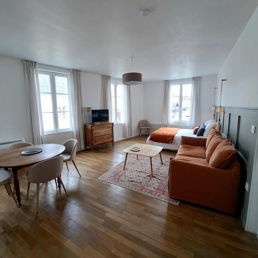 Aux Couleurs De Neuvy Hotell Eksteriør bilde