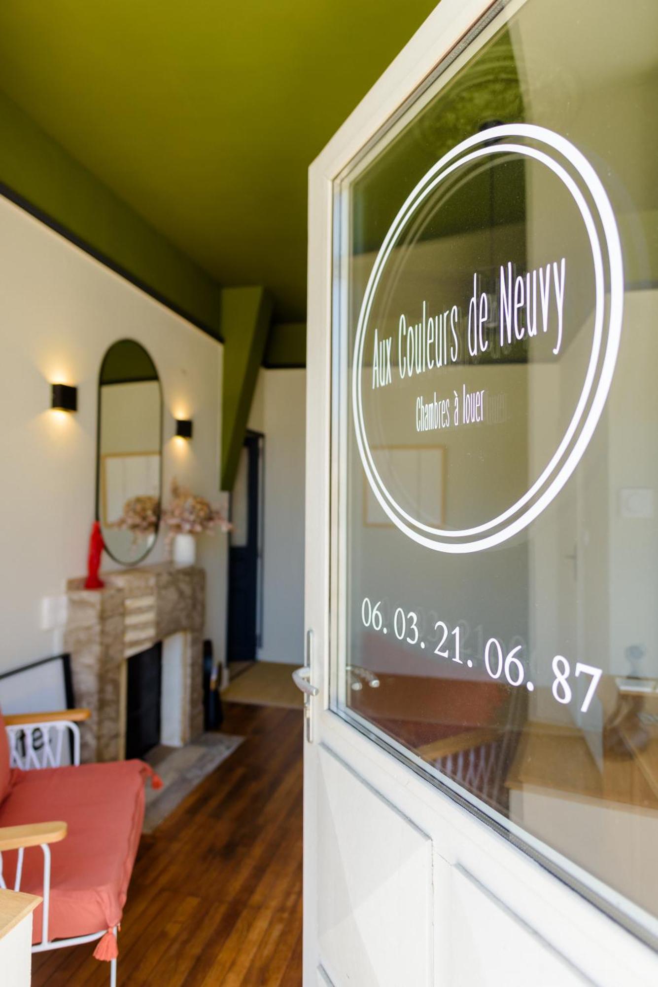 Aux Couleurs De Neuvy Hotell Eksteriør bilde