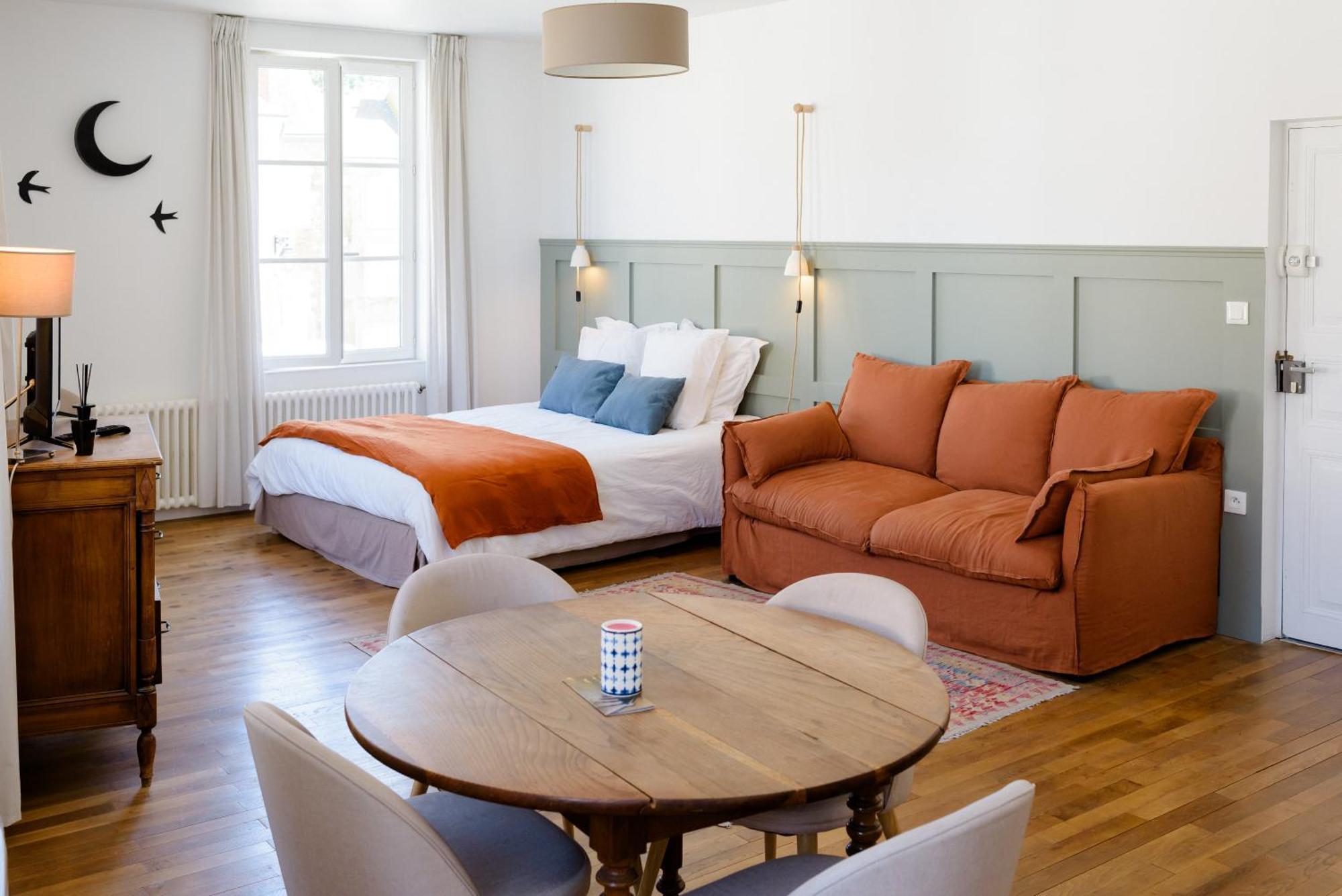 Aux Couleurs De Neuvy Hotell Eksteriør bilde